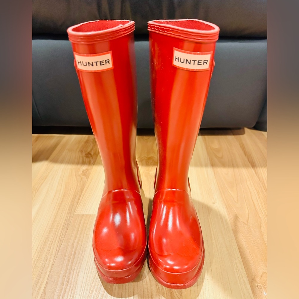 Hunter Red Waterproof Boots - girl size 2/3